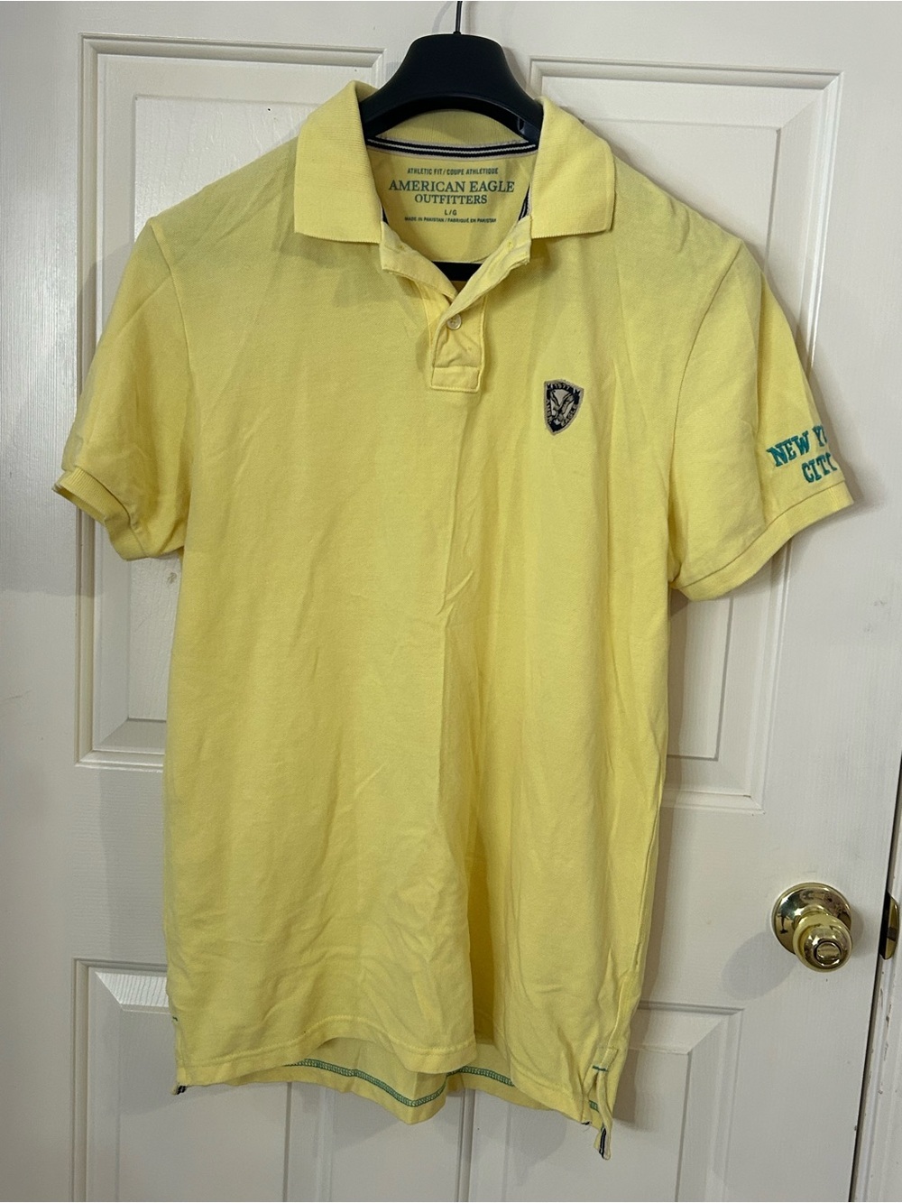 Men's Large American Eagle Light Yellow Athletic Fit Polo NYC/Logo Embroidery